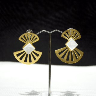 White copper platted earring