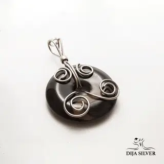 curves pendant