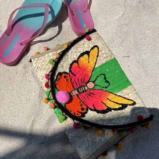 Butterfly effect clutch