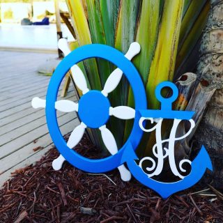 Anchor And Wheel Wall Decor