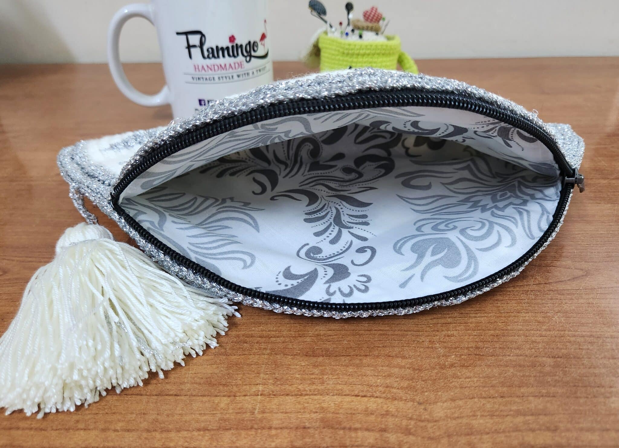 كلاتش بخيط السيرما 2 ٢٠٢٤٠٨٠٤ ١٧٢٥٠٣ scaled