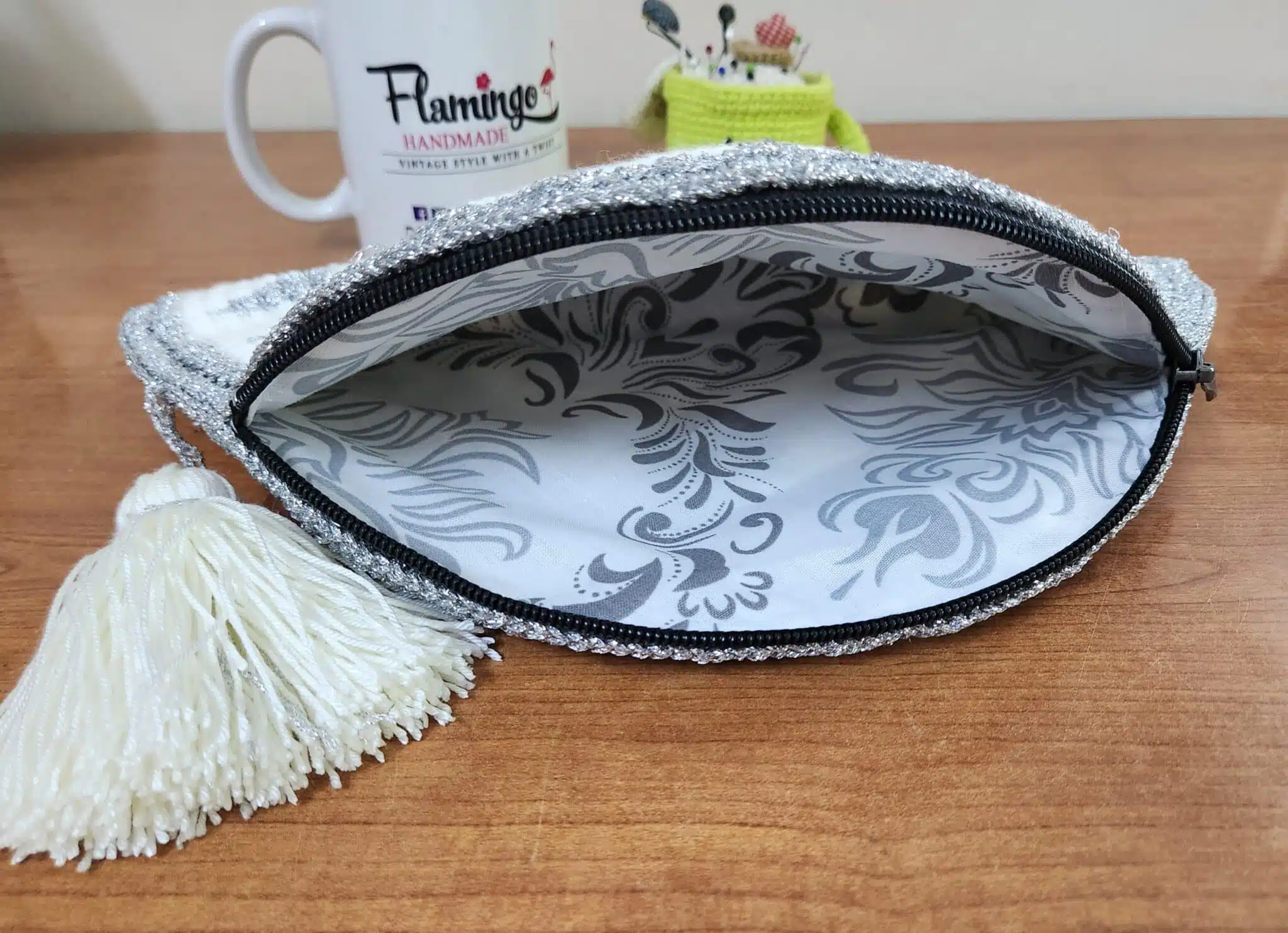 كلاتش بخيط السيرما 2 ٢٠٢٤٠٨٠٤ ١٧٢٥٠٣ scaled