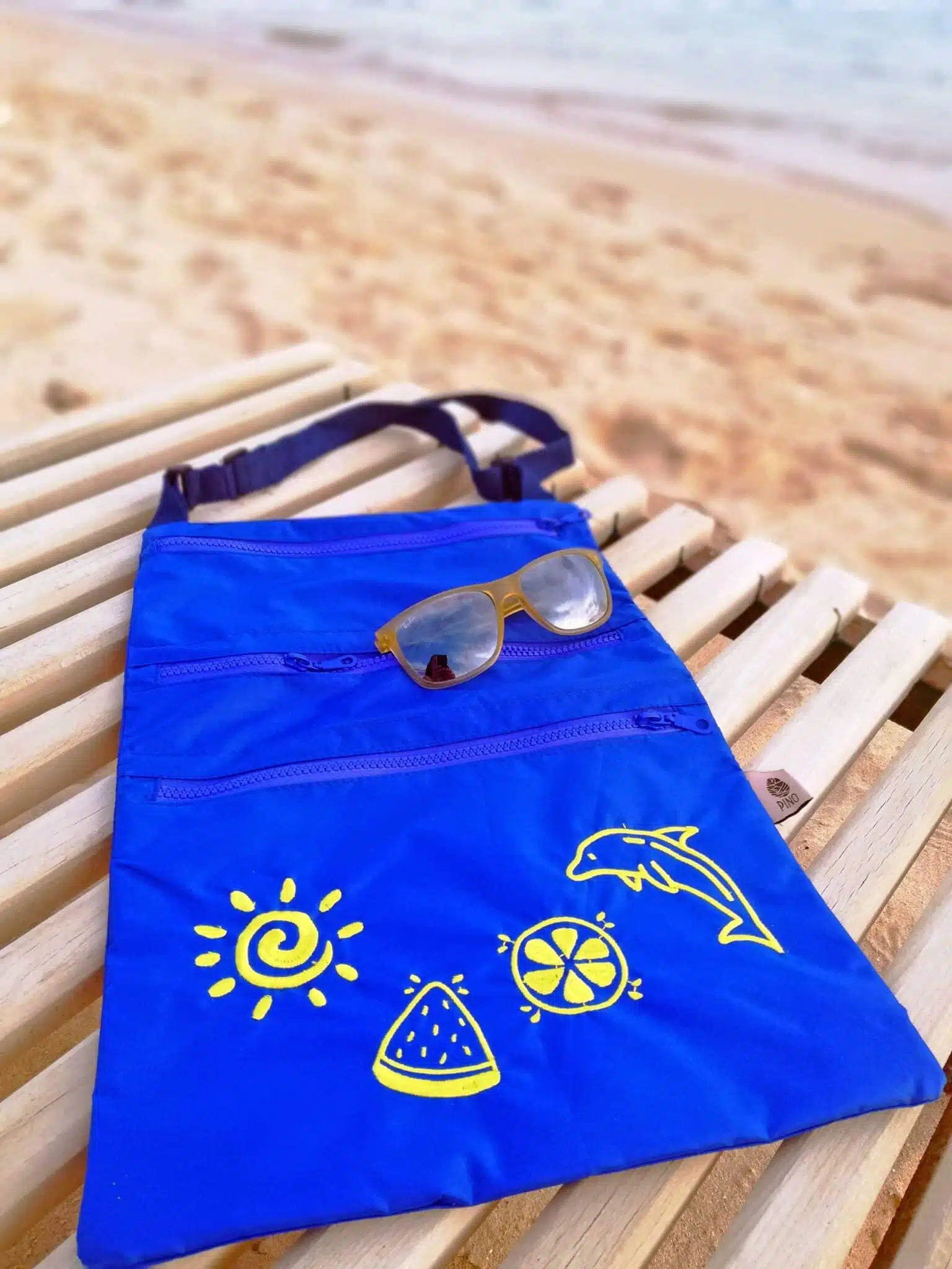Pino Waterproof Beach Bag - Multiple Zippers (X-Zip) 10 xZip Blue 1 scaled