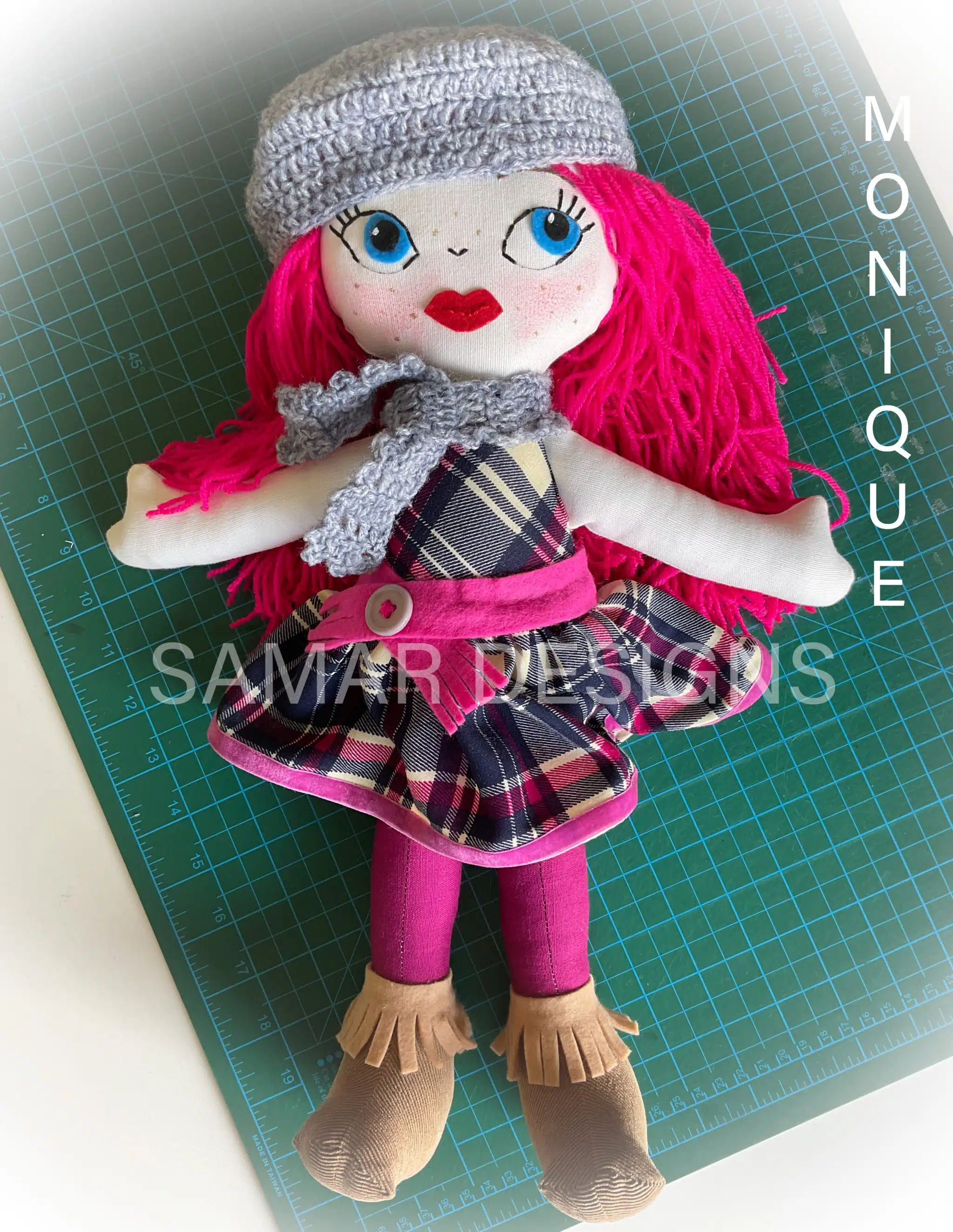 Handmade Doll 4 355A3C2A F84F 4E18 A05B DAB6CEA80A00 scaled