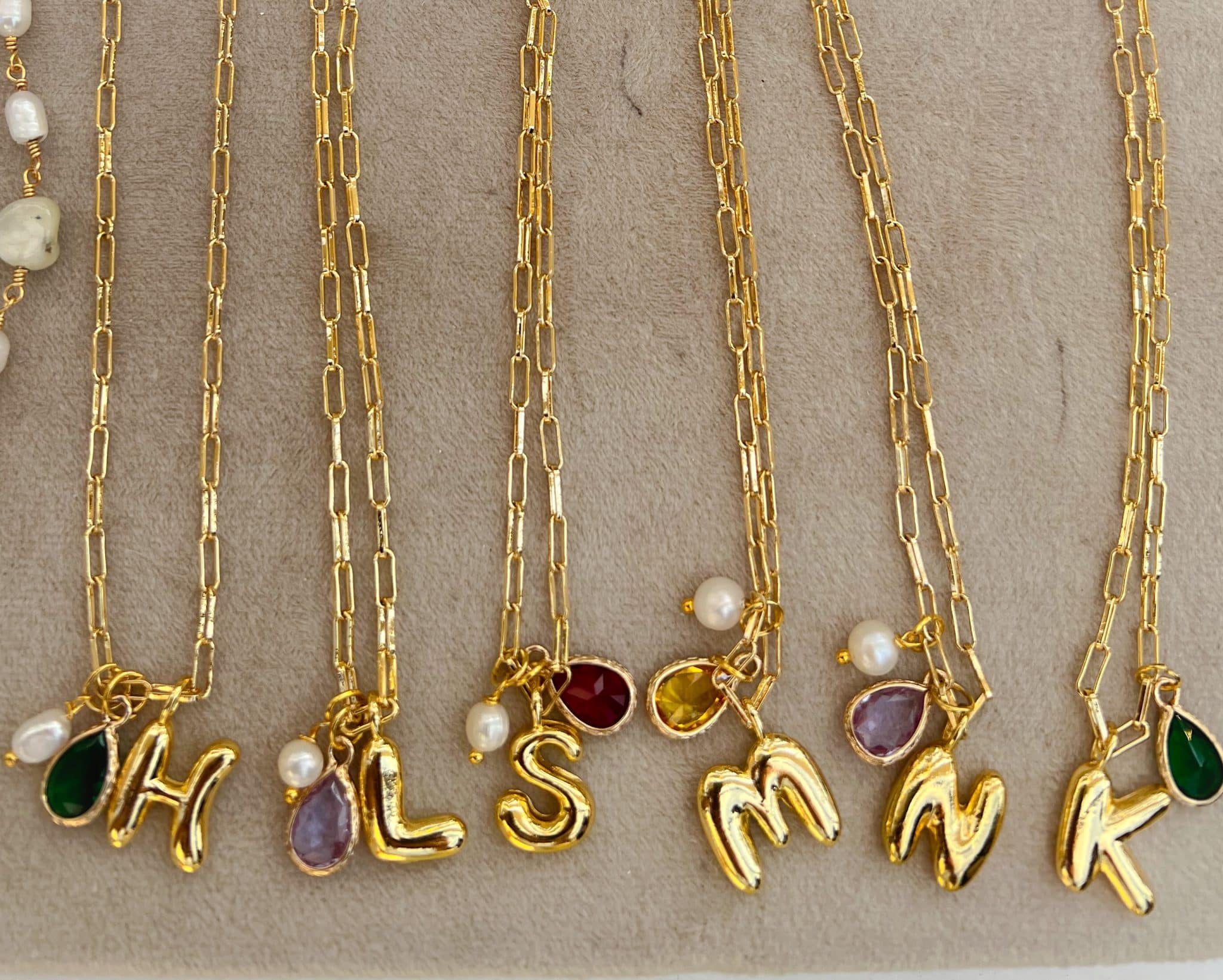 Curvy initials chains 1 Curvy initials chains