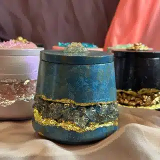 Cracked Candle OUD MAGIC