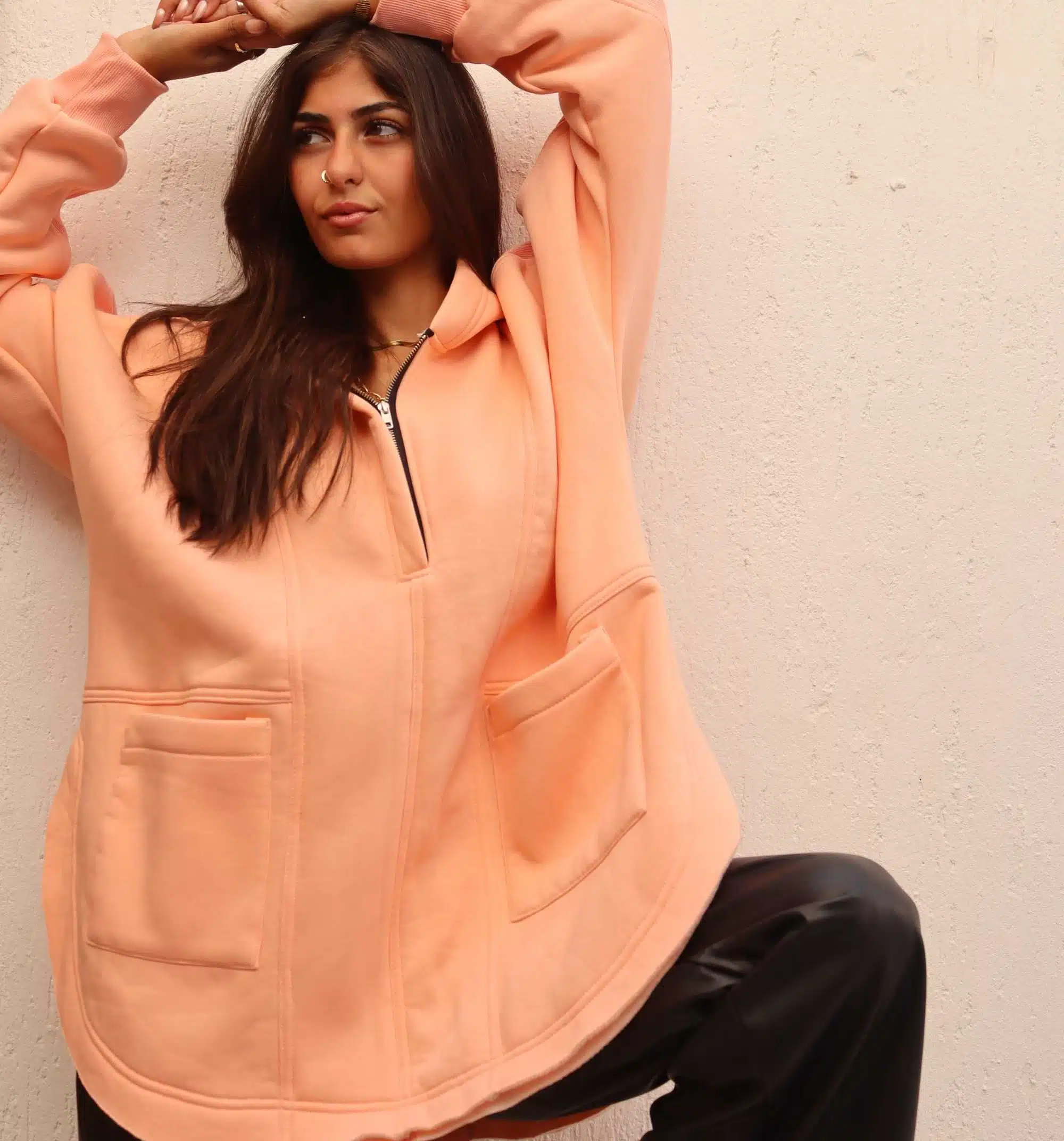 Bonbon Oversized Hoodie 3 IMG 0682 Copy scaled