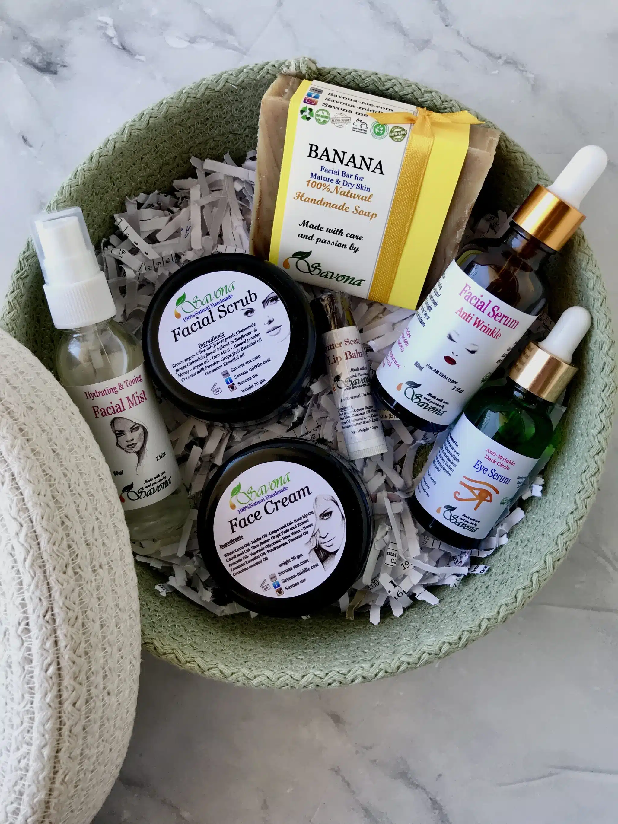 Intense facial care gift basket 1 Intense facial care gift basket