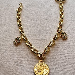 18k gold plated bracelet with Fatima hand charms