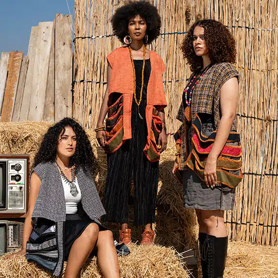 Nomad vest in olive x beige 1 Nomad vest in olive x beige