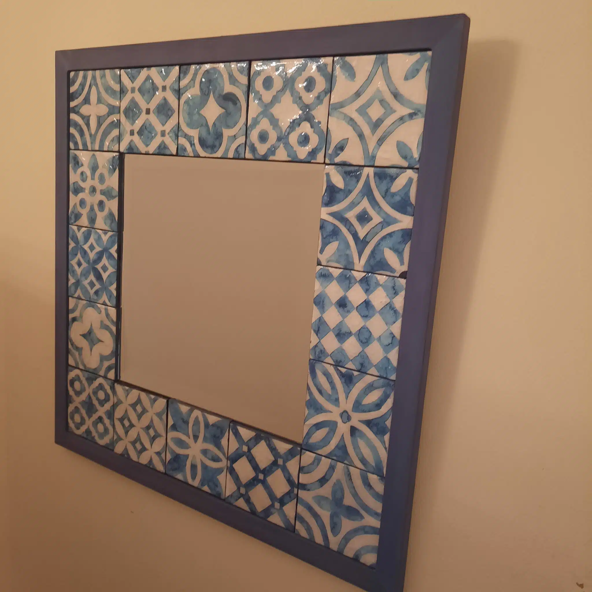 Moroccan tiles mirror 2 20241216 114451 scaled