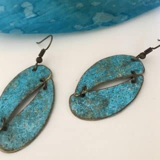 Asymmetrical bluerust earrings with hook