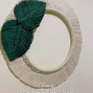 Rounded flower macramè