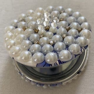 Pearl Decorated pocket mirror