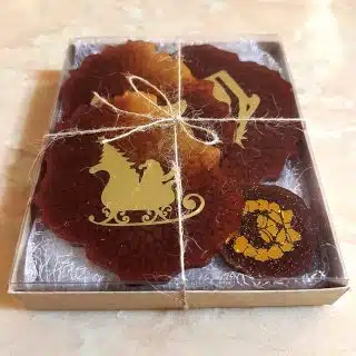 wine-red and gold christmas coasters and magnet