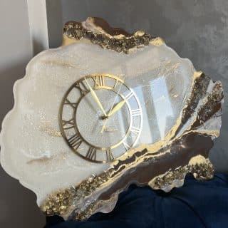 Irregular waves wall clock