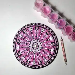 Pink mandala dots
