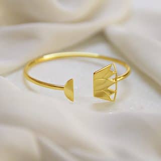 Lily bangle