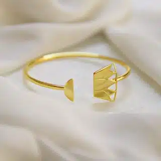 Lily bangle