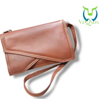 شنطه 2 غطاء ساده كبيره