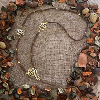 Random Flower Design Mobile Chain