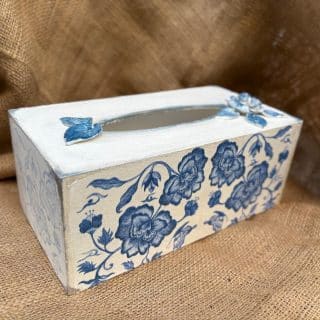 Tissue box علبه مناديل