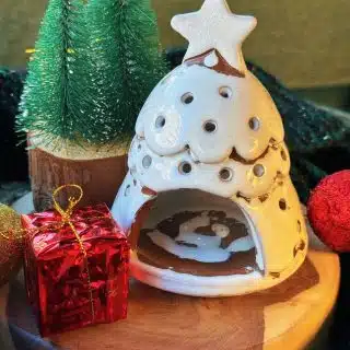Christmas tree candle holder