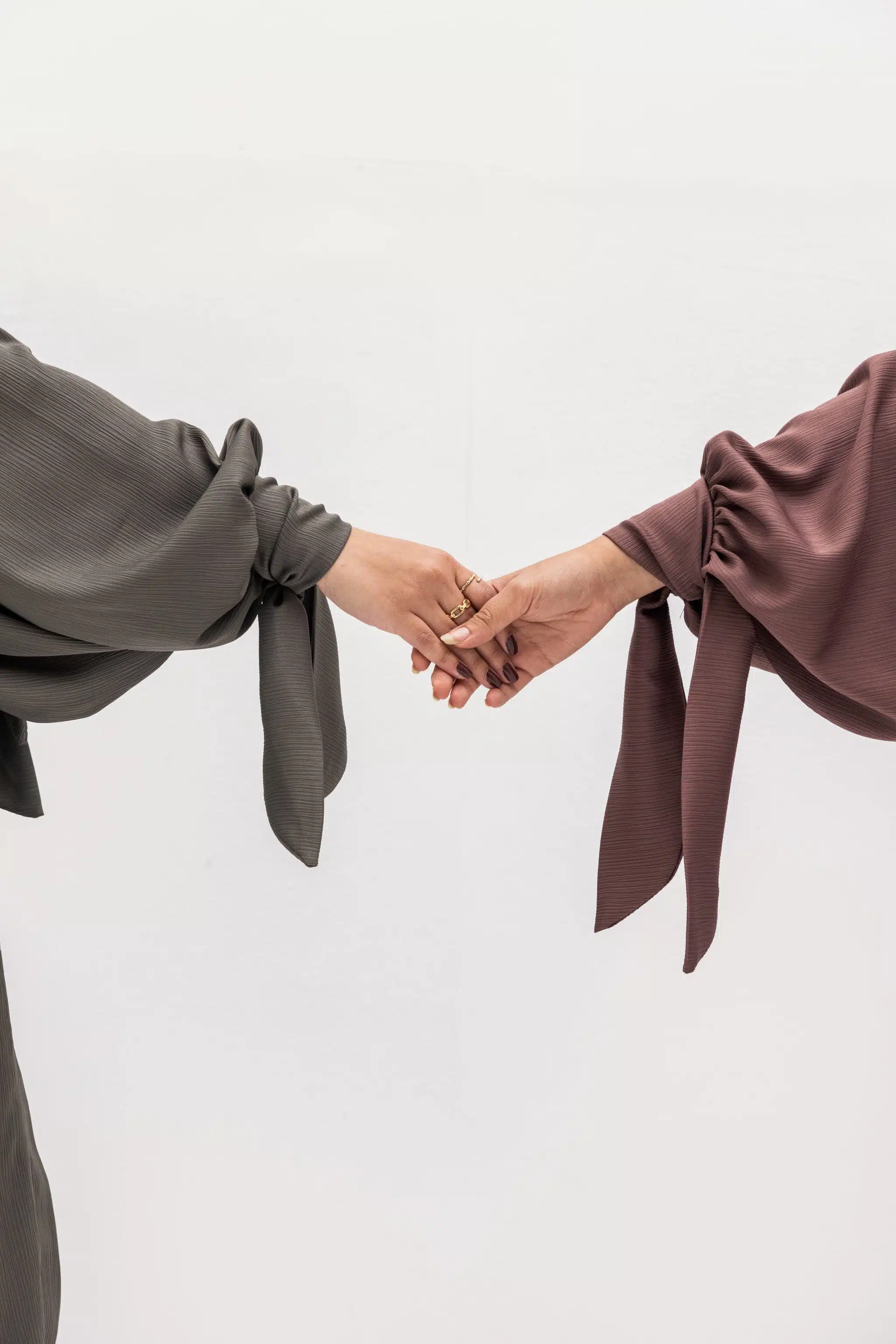 Cashmere Crinkle cardigan 4 014A8256 copy scaled