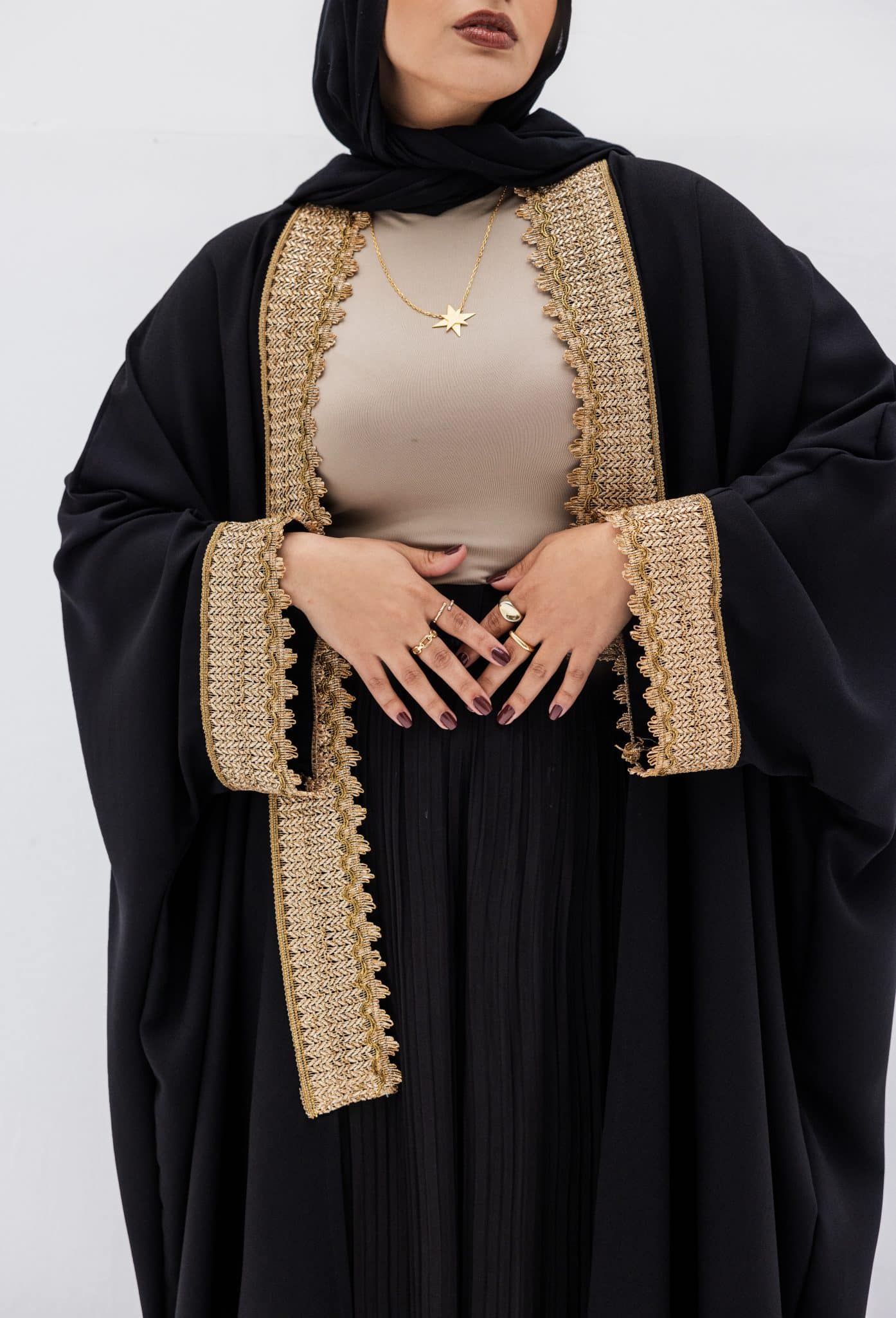 Black kaftan 2 014A8295 copy scaled