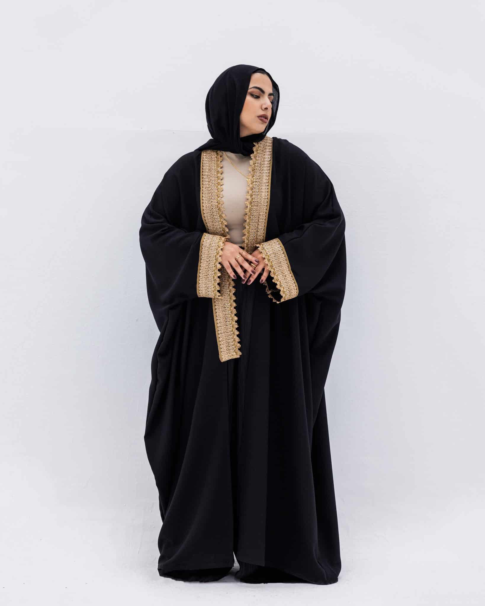 Black kaftan 3 014A8299 copy scaled