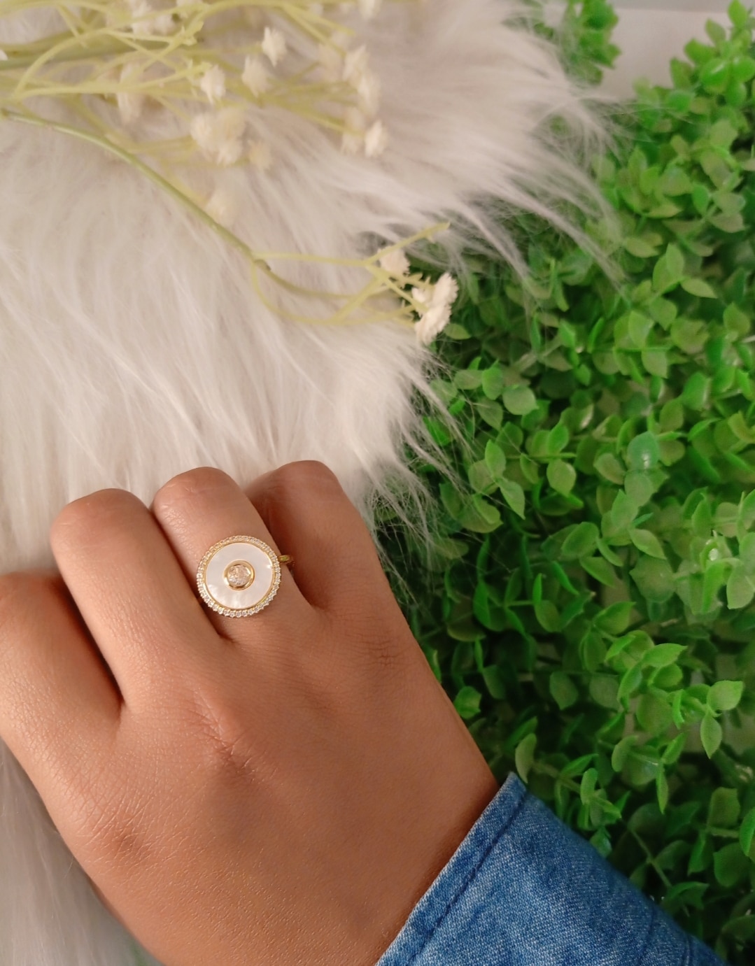 White ring 4 IMG 20250106 221243