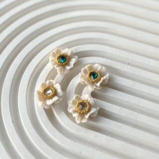 Small flower earrings