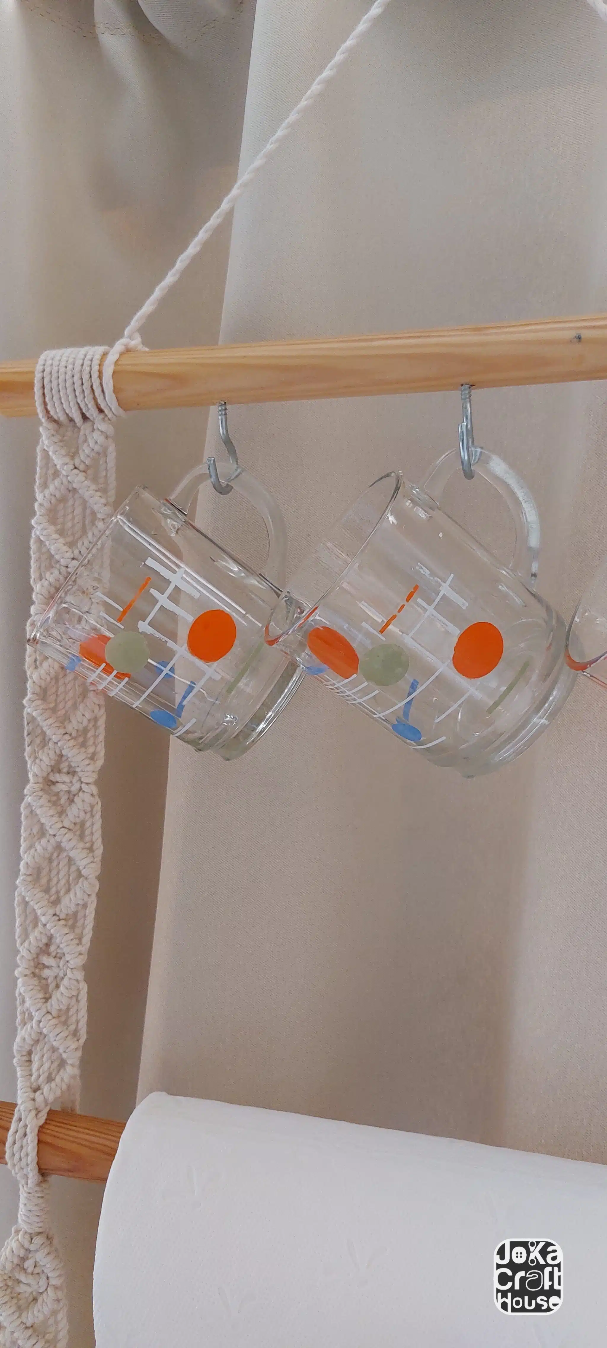 Macrame Kitchen holder for towel, paper & mugs 4 Photo 1736342398772 scaled