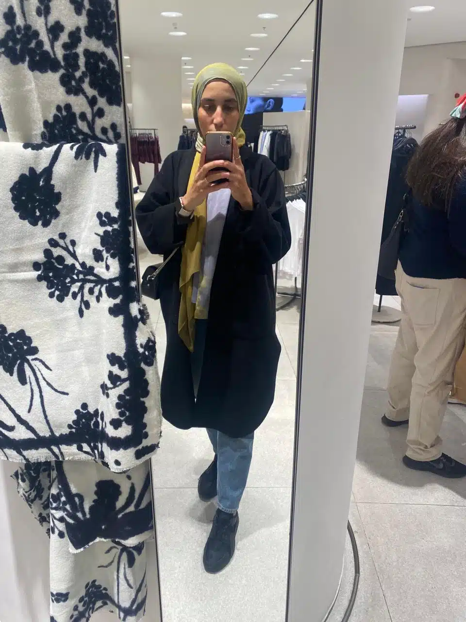 Black wool coat 4 WhatsApp Image 2025 01 18 at 7.15.11 PM