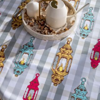  Printed Vintage Lanterns Square Table Cloth