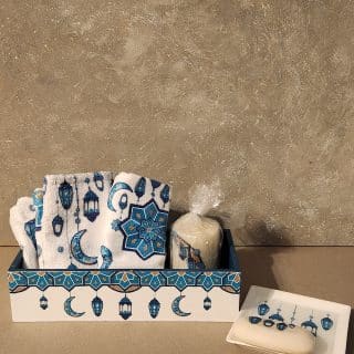 Bathroom Set Blue Lanterns