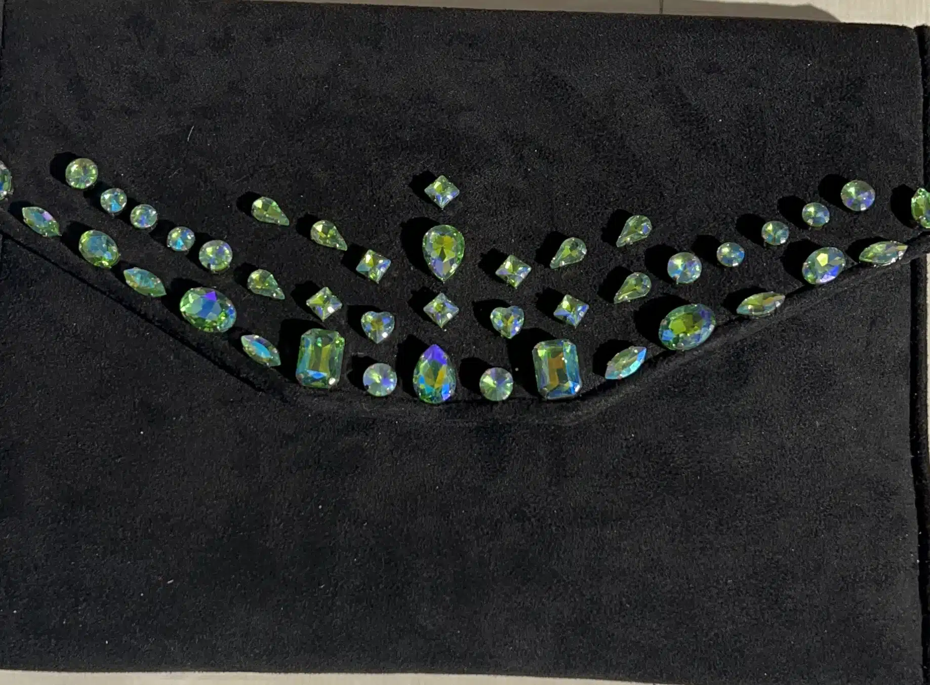 Charming Night 6 3D4EE9AC 2B72 415C 9277 080A09D12E82