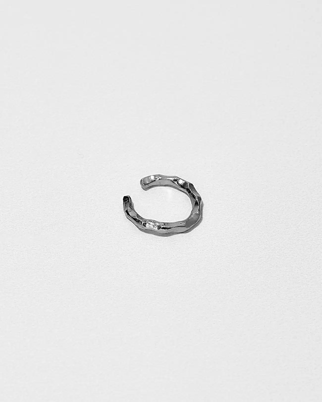 Ear Cuff Collection, Platinum Grooves Texture 2 Ear Cuff Grooves Texture SZE246.1