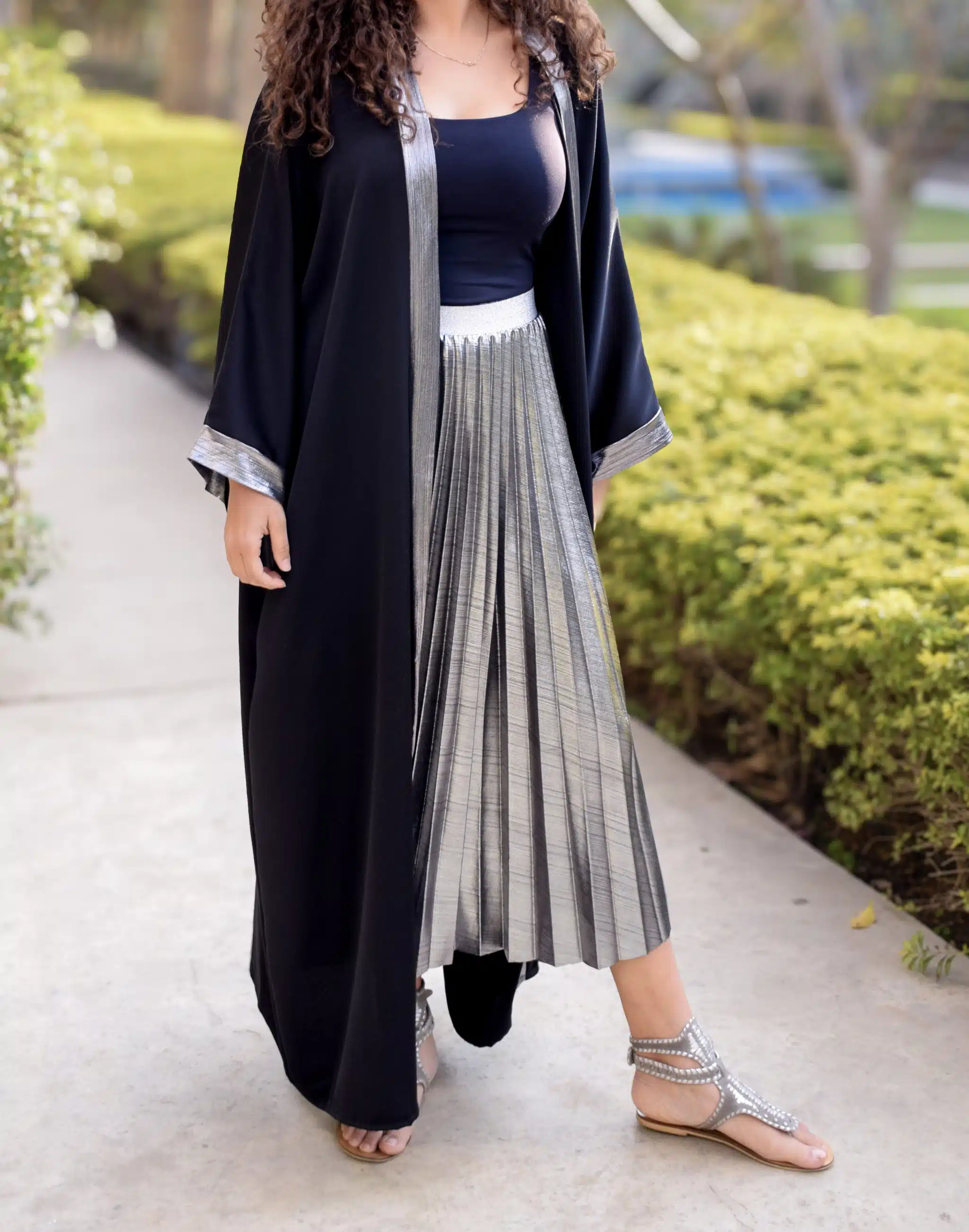 Black kaftan- silver strap 2 IMG 6178 scaled