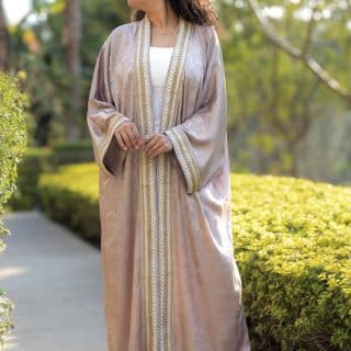 Cashmere kaftan adorned with embroidered strap