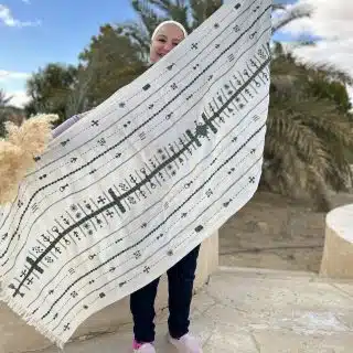 Siwi Embroidery pure Linen shawl 220*80