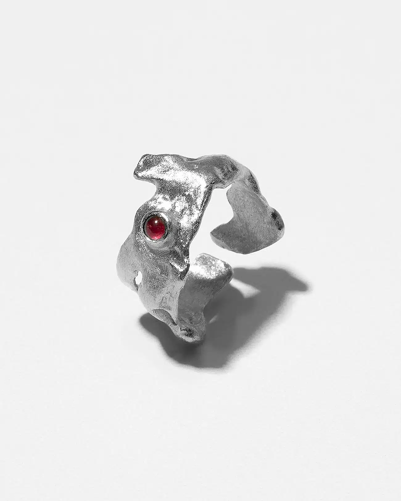 Essential Collection , Irregular Liquid Garnet Knuckle Ring 5 Organic Knuckle With Garnet SZR273.2