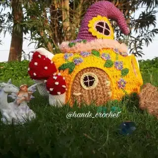 Tea pot cozy , cover