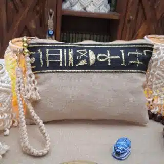 Clutch Pharaonic