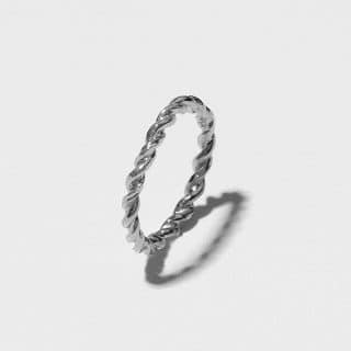 Just Rings Collection, Knuckle Twisted Ring