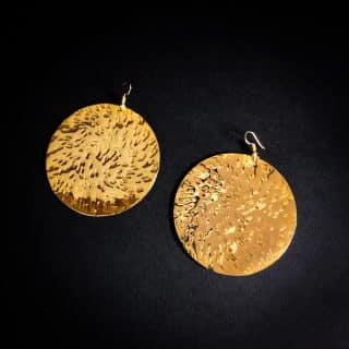 Handmade gold round earring with texture for women