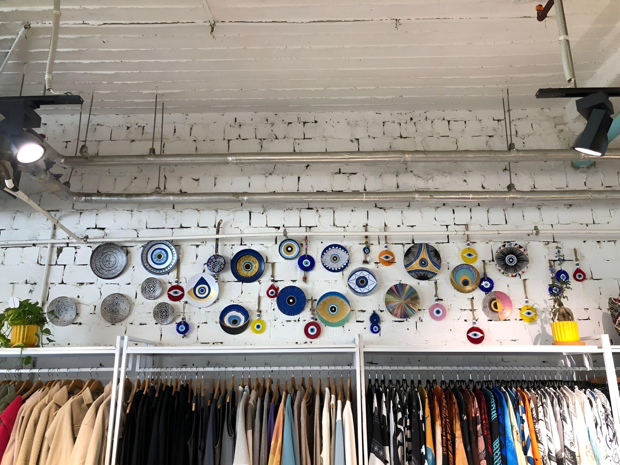 Golden Khamsa 5 1741950156840 sl5nk4 2 0 scaled