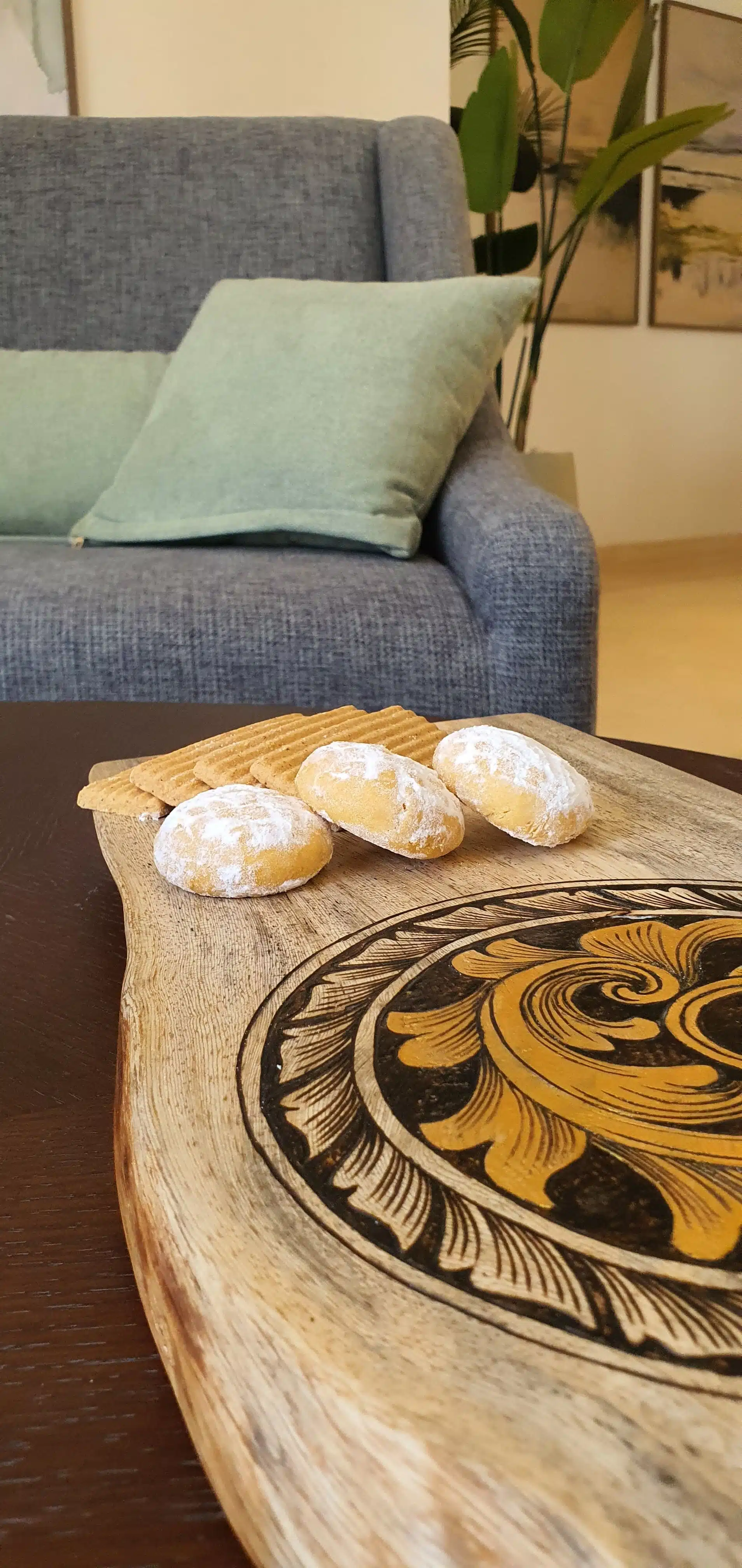 Royal Pattern Tray 4 eid tray