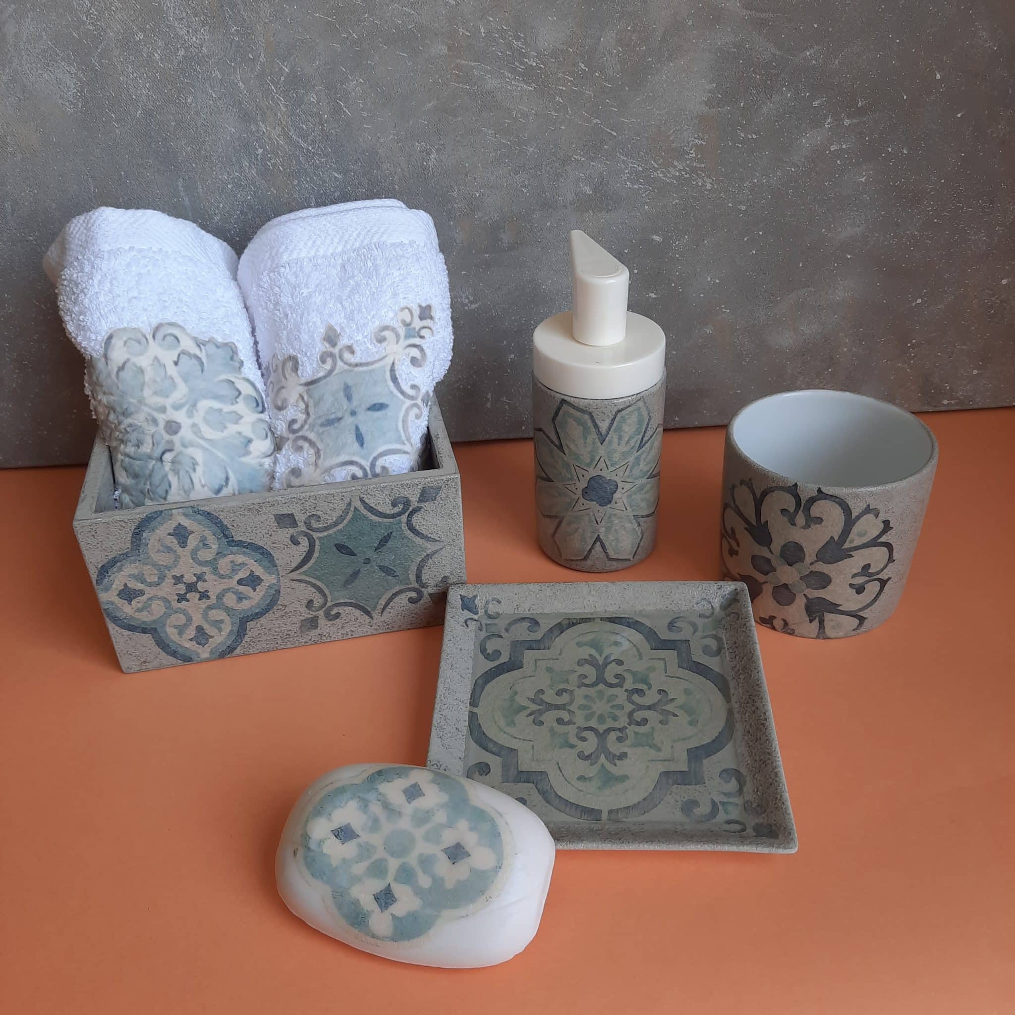 Grey and mint set 1 Grey and mint set