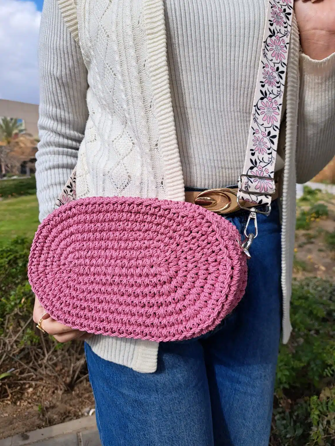 cross oval bag 3 20250321 151759 scaled